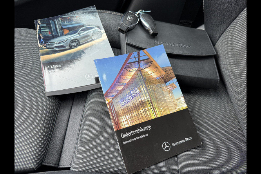Mercedes-Benz A-Klasse BWJ 2017 | 180 123PK Lease Ed Ambition | LEDER/STOF | SPORTSTOELEN | NAVI | CLIMA | PDC | CRUISE |