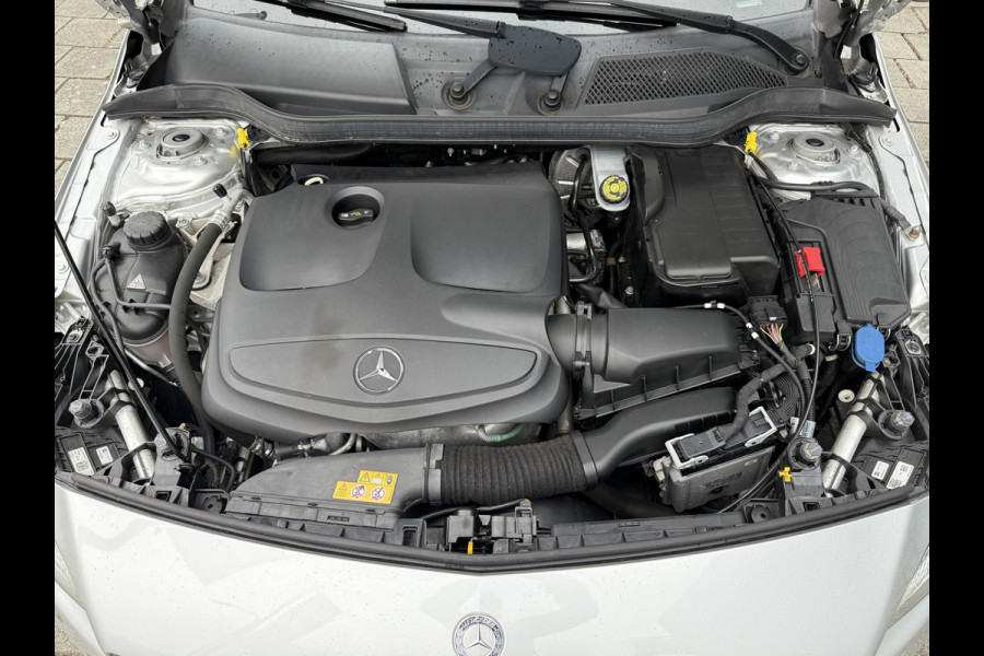 Mercedes-Benz A-Klasse BWJ 2017 | 180 123PK Lease Ed Ambition | LEDER/STOF | SPORTSTOELEN | NAVI | CLIMA | PDC | CRUISE |