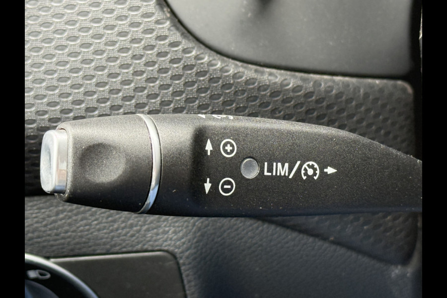 Mercedes-Benz A-Klasse BWJ 2017 | 180 123PK Lease Ed Ambition | LEDER/STOF | SPORTSTOELEN | NAVI | CLIMA | PDC | CRUISE |