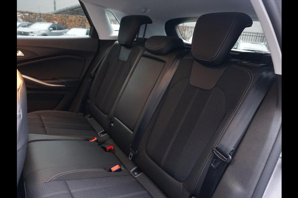 Opel Grandland 1.2 Turbo Level 3