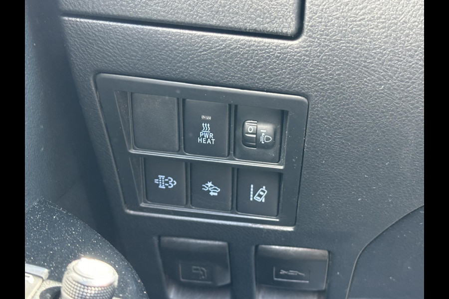 Toyota Hilux 2.4 D Cab Prof.*A/C*HAAK*CRUISE*CAMERA*3500KG-TRGW