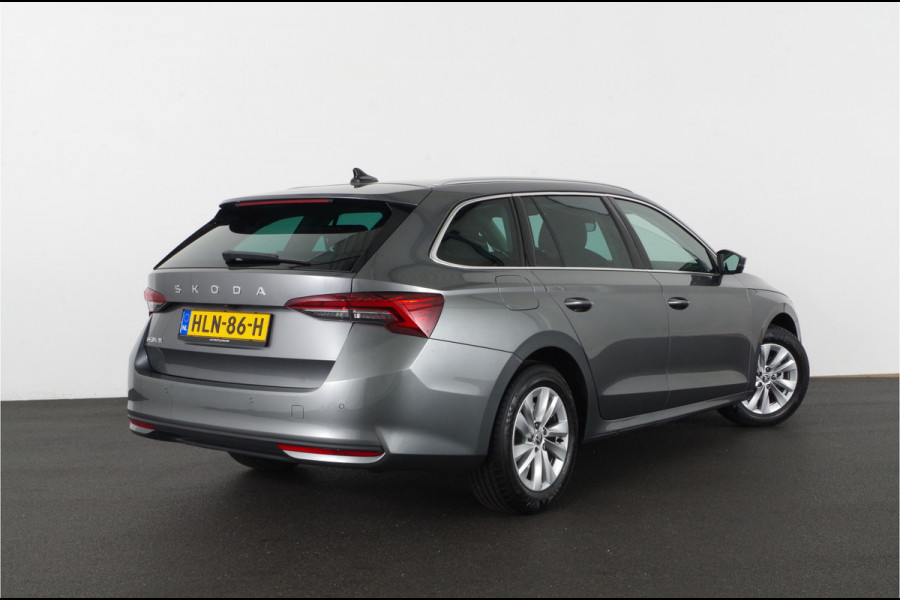 Škoda Octavia Combi 1.5 TSI MHEV Business Edition > Adapt. cruise/Winter-pakket/sfeerverlichting/Graphite Grey...