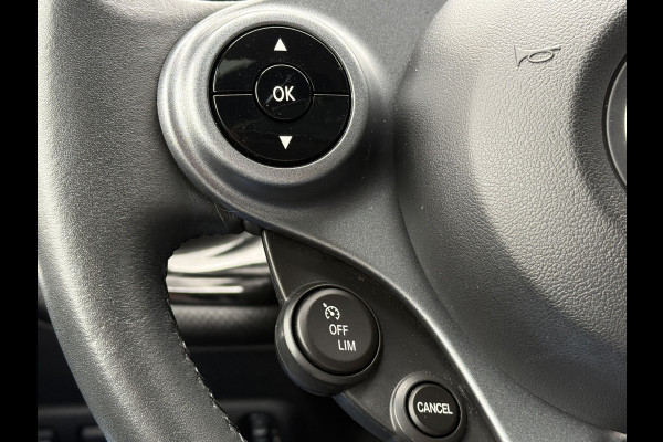 Smart Forfour BWJ 2020 | EQ Comfort PLUS 18 kWh | LEER | PANO | NAVI | CRUISE | CAMERA | CARPLAY |