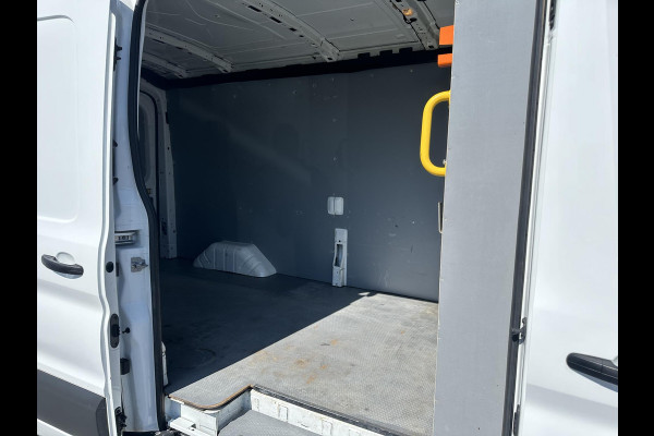 Ford Transit 350 2.0 TDCI L3H2*A/C*NAVI*HAAK*CRUISE*CAMERA*
