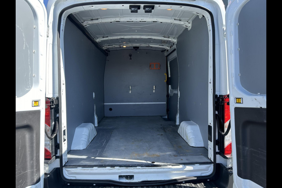 Ford Transit 350 2.0 TDCI L3H2*A/C*NAVI*HAAK*CRUISE*CAMERA*