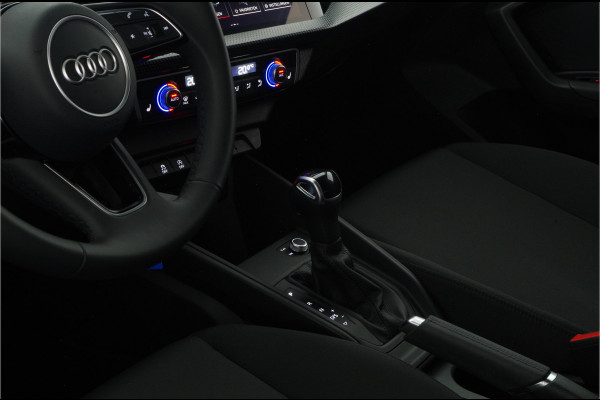 Audi A1 Sportback 30 TFSI S line > 116pk/17inch/Getint glas/stoelverwarming...