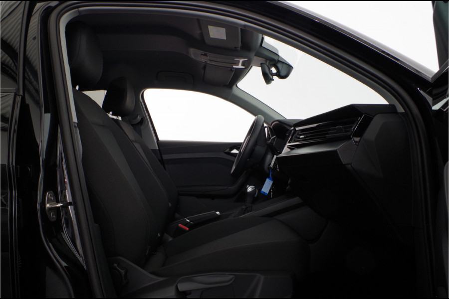 Audi A1 Sportback 30 TFSI S line > 116pk/17inch/Getint glas/stoelverwarming...
