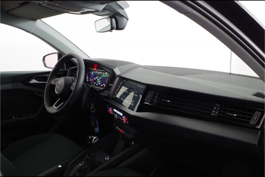 Audi A1 Sportback 30 TFSI S line > 116pk/17inch/Getint glas/stoelverwarming...