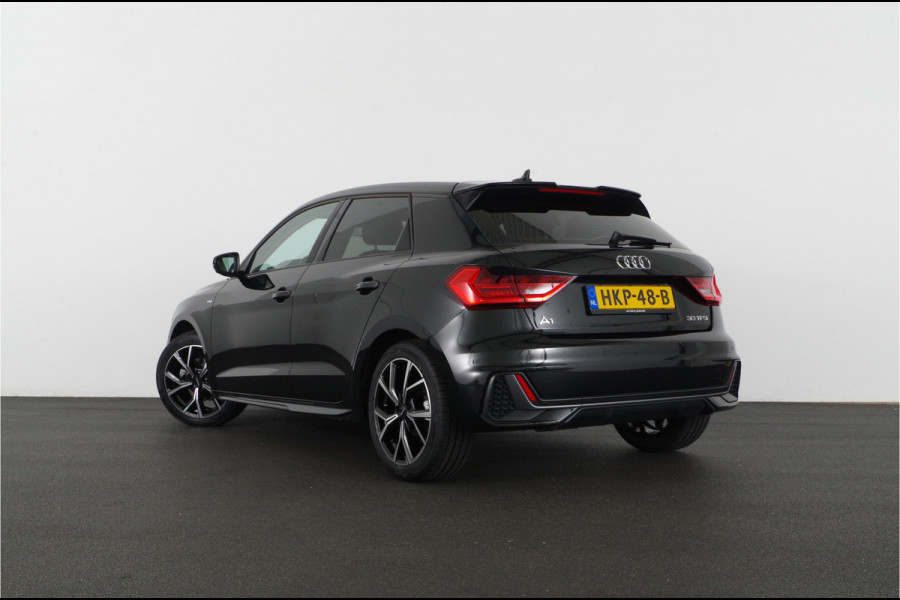 Audi A1 Sportback 30 TFSI S line > 116pk/17inch/Getint glas/stoelverwarming...