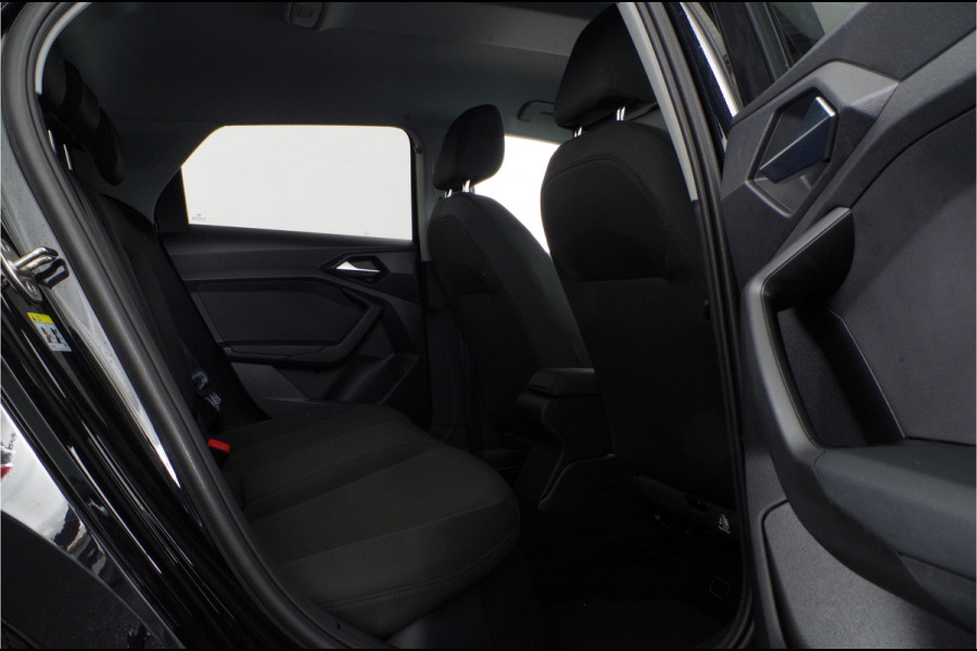 Audi A1 Sportback 30 TFSI S line > 116pk/17inch/Getint glas/stoelverwarming...