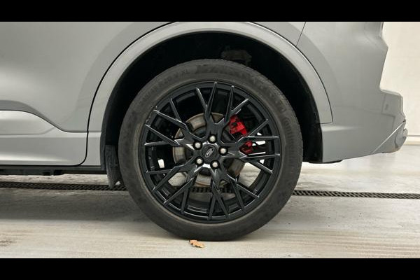 Ford Kuga 2.5 PHEV Graphite Tech Edition