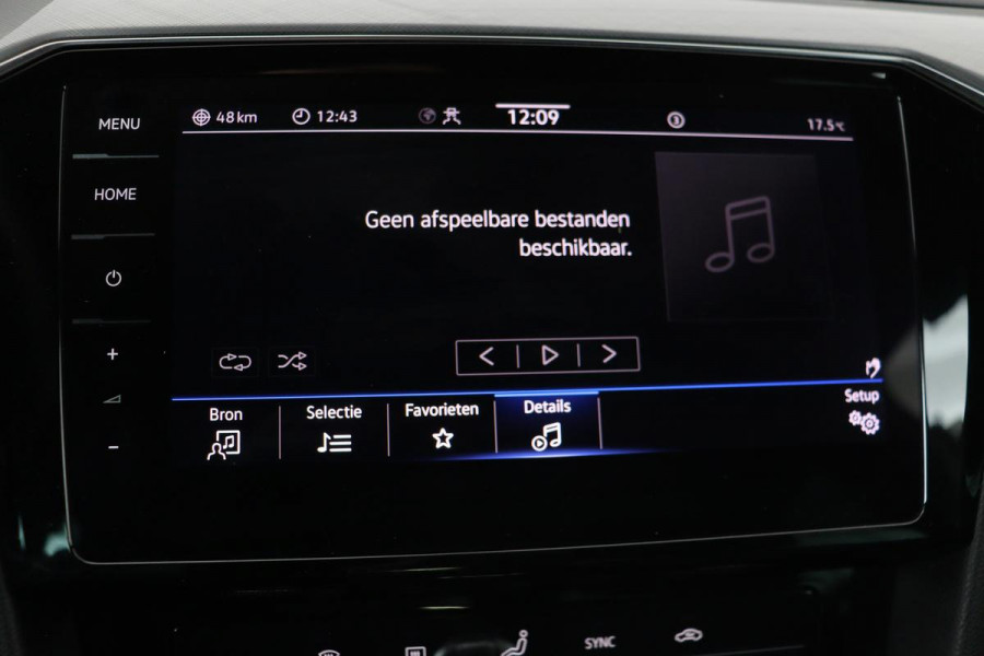 Volkswagen Passat 1.4 TSI PHEV GTE Business | Trekhaak | Carplay | Matrix LED | Adaptive cruise | Camera | Navigatie | Side Assist | Parkeerhulp