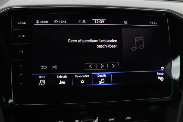 Volkswagen Passat 1.4 TSI PHEV GTE Business | Trekhaak | Carplay | Matrix LED | Adaptive cruise | Camera | Navigatie | Side Assist | Parkeerhulp