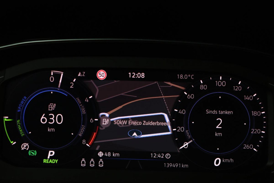 Volkswagen Passat 1.4 TSI PHEV GTE Business | Trekhaak | Carplay | Matrix LED | Adaptive cruise | Camera | Navigatie | Side Assist | Parkeerhulp
