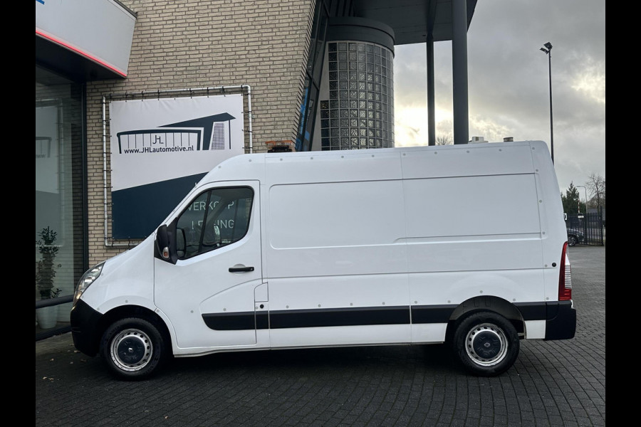 Renault Master T35 2.3 dCi L2H2*HAAK*NAVI*A/C*CRUISE*3-PERS.*