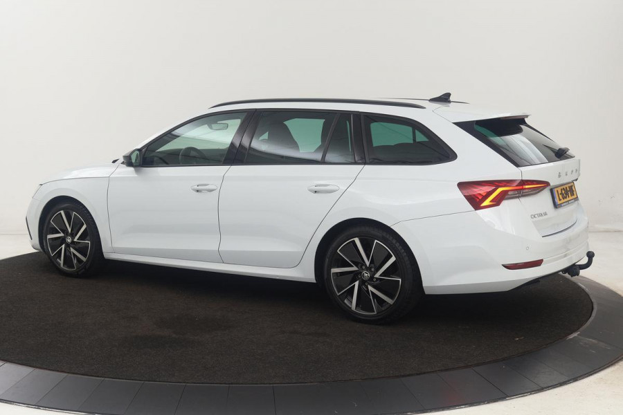 Škoda Octavia 1.0 e-TSI Sport | Carplay | Trekhaak | Sportstoelen | Full LED | Sfeerverlichting | Navigatie | Climate control | Parkeerhulp