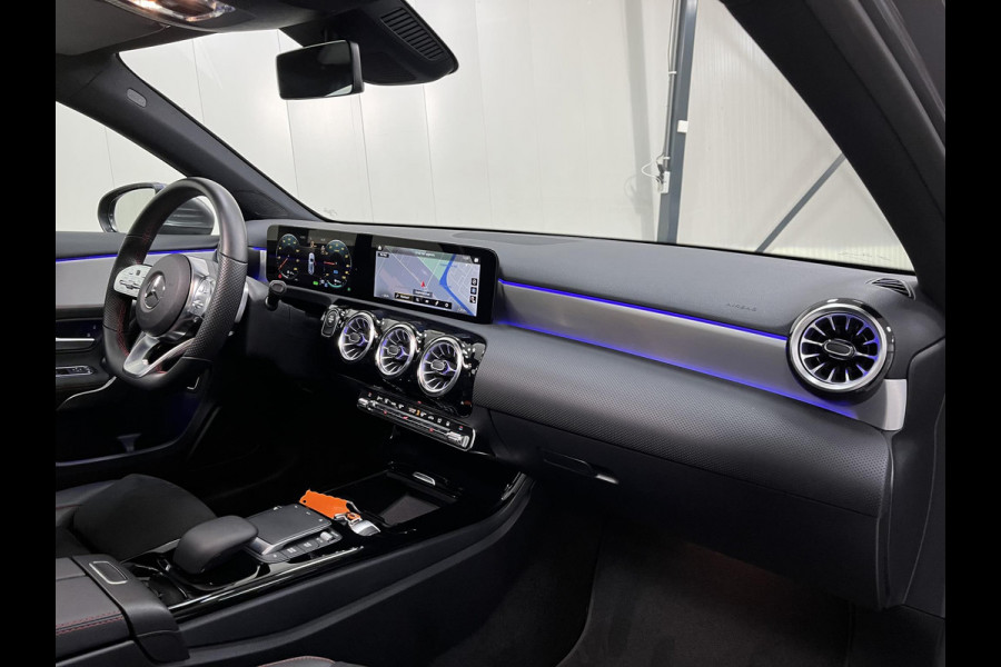 Mercedes-Benz A-Klasse 250 e AMG Line*PANO*WIDESCREEN*AMBIENTE LIGHT*BTW*