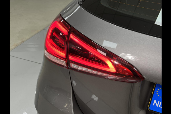 Mercedes-Benz A-Klasse 250 e AMG Line*PANO*WIDESCREEN*AMBIENTE LIGHT*BTW*