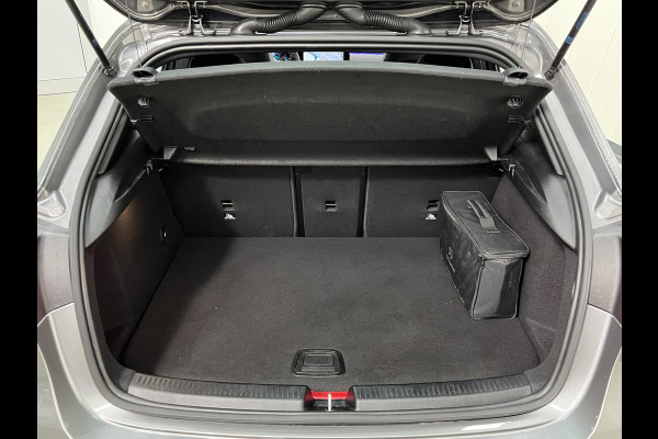 Mercedes-Benz A-Klasse 250 e AMG Line*PANO*WIDESCREEN*AMBIENTE LIGHT*BTW*