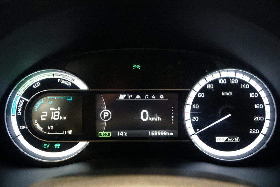 Kia Niro 1.6 GDi Hybrid First Edition + TREKHAAK / CAMERA /