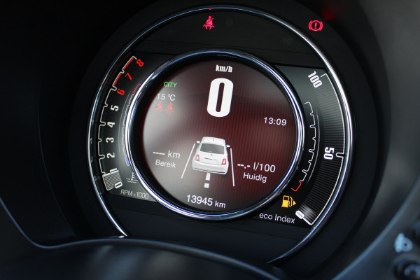 Fiat 500 1.0 Hybrid RED | Panoramadak | Special Edition | Navigatie | Cruise Control