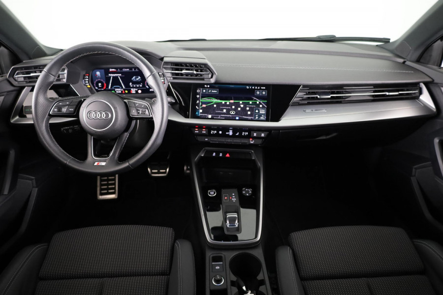 Audi A3 Sportback 30 TFSI S edition 110 pk S-tronic | Verlengde garantie | Navigatie | Parkeersensoren achter | LED koplampen | S-Line |