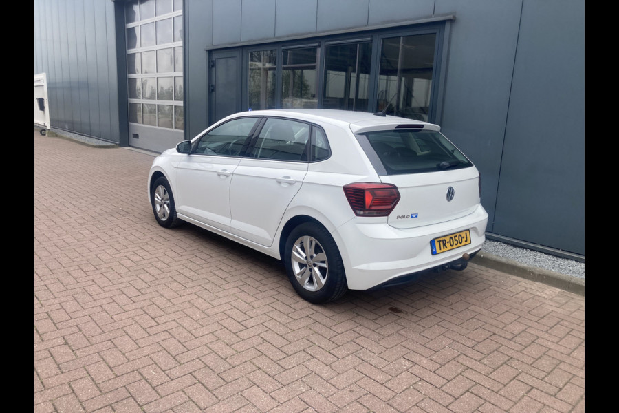 Volkswagen Polo 1.0 TSI 95pk Comfortline Exec. 5-drs. NAVI/CARPLAY/ADAPT.CRUISE/TREKHAAK