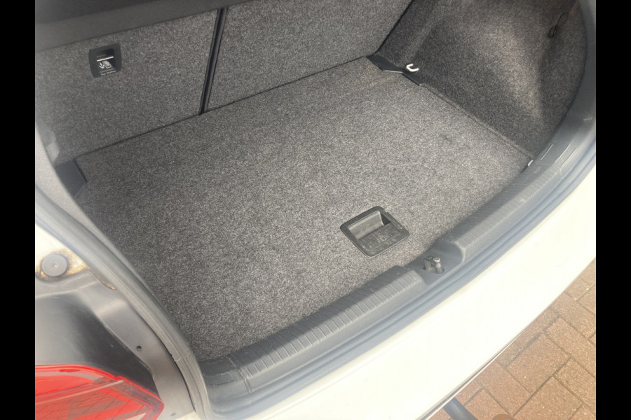 Volkswagen Polo 1.0 TSI 95pk Comfortline Exec. 5-drs. NAVI/CARPLAY/ADAPT.CRUISE/TREKHAAK