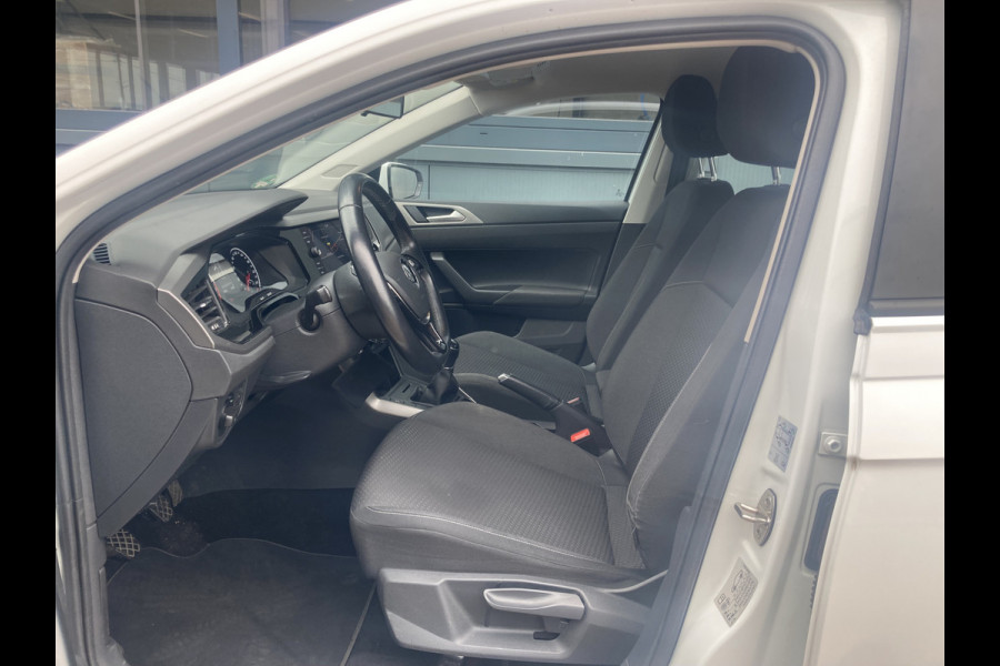 Volkswagen Polo 1.0 TSI 95pk Comfortline Exec. 5-drs. NAVI/CARPLAY/ADAPT.CRUISE/TREKHAAK