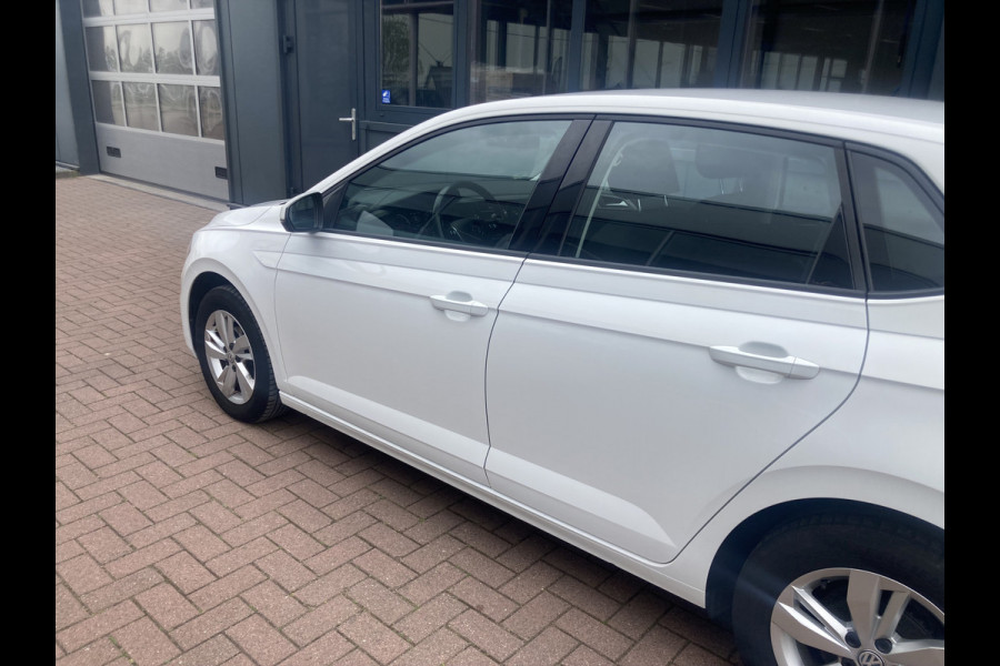 Volkswagen Polo 1.0 TSI 95pk Comfortline Exec. 5-drs. NAVI/CARPLAY/ADAPT.CRUISE/TREKHAAK