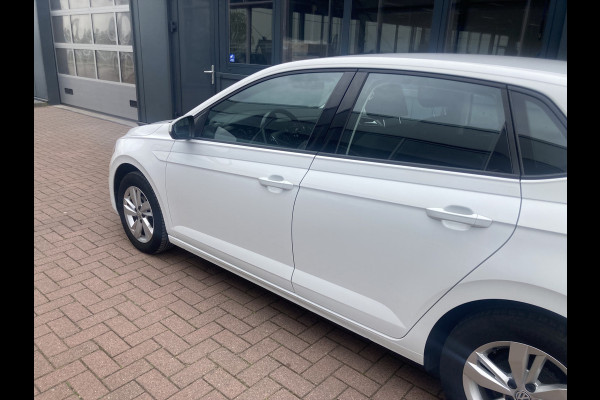 Volkswagen Polo 1.0 TSI 95pk Comfortline Exec. 5-drs. NAVI/CARPLAY/ADAPT.CRUISE/TREKHAAK