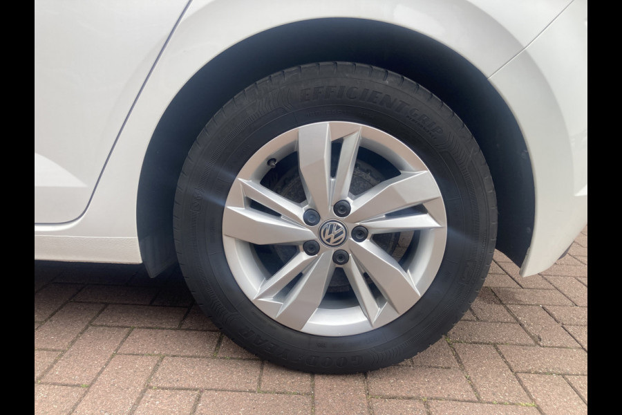 Volkswagen Polo 1.0 TSI 95pk Comfortline Exec. 5-drs. NAVI/CARPLAY/ADAPT.CRUISE/TREKHAAK