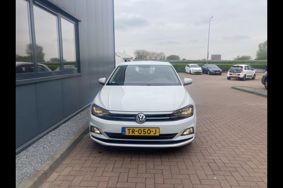 Volkswagen Polo 1.0 TSI 95pk Comfortline Exec. 5-drs. NAVI/CARPLAY/ADAPT.CRUISE/TREKHAAK