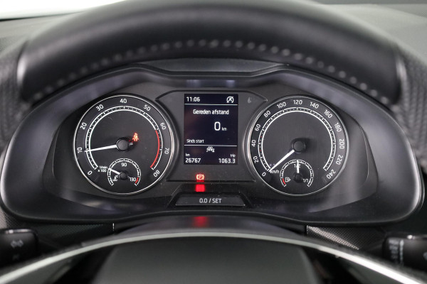 Škoda Kamiq Sport Business 1.0 TSI 110pk | Panoramadak | Navigatie via App | Adaptive Cruise Control |