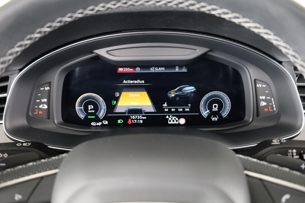 Audi Q7 55 TFSI e quattro Pro Line S 394pk | Panoramadak |  Trekhaak | Bang & Olufsen premium 3d | Head-up Display | Assisentiepakket plus | Ambient Light
