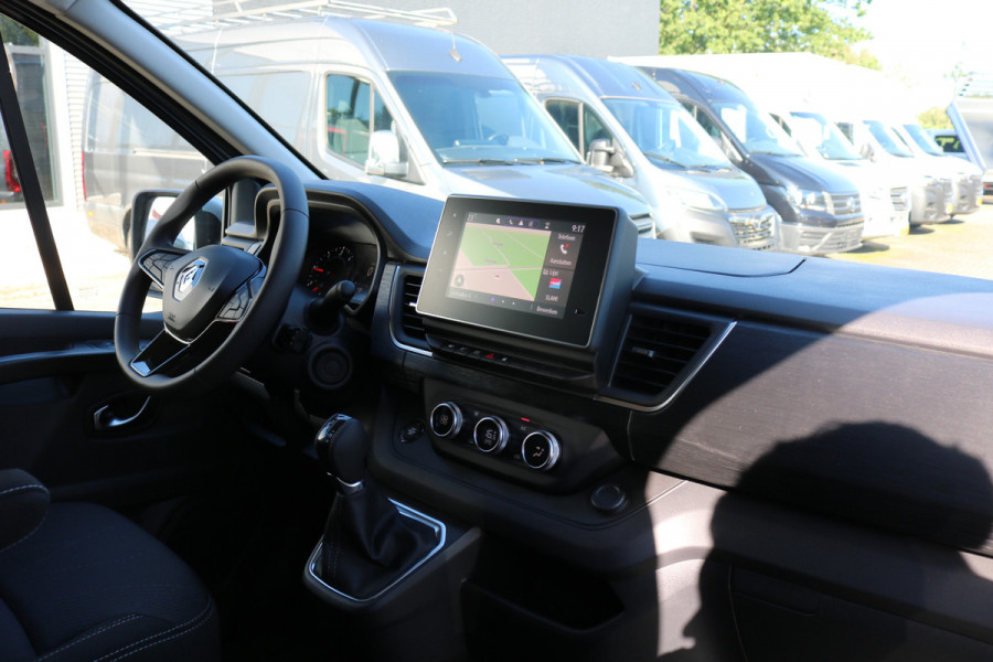 Renault Trafic 2.0 dCi 170pk L2 H1 Airco Automaat Navigatie Camera Led