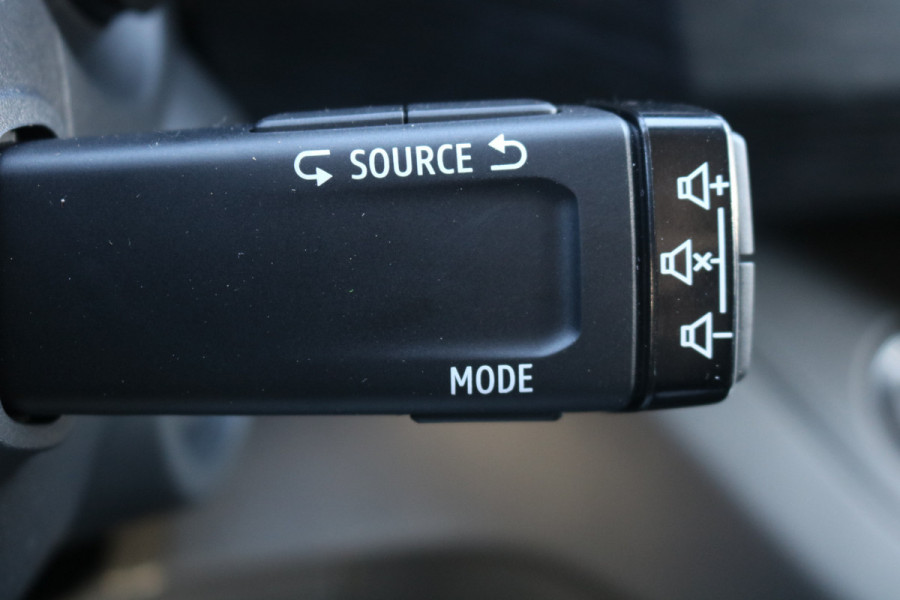 Renault Trafic 2.0 dCi 170pk L2 H1 Airco Automaat Navigatie Camera Led