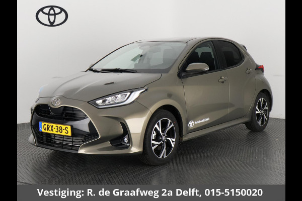 Toyota Yaris 1.5 Hybrid Dynamic Luxury | Stoelverwarming | Camera | Lichtmetalen velgen |