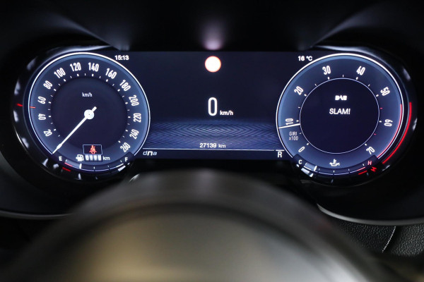Alfa Romeo Giulia 2.0 T GME AWD Tributo Italiano / FACELIFT / Digital Cockpit / Acc / HK / Leder / Elek Stoelen / Camera / 19 Inch