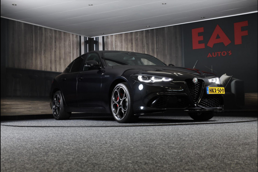 Alfa Romeo Giulia 2.0 T GME AWD Tributo Italiano / FACELIFT / Digital Cockpit / Acc / HK / Leder / Elek Stoelen / Camera / 19 Inch