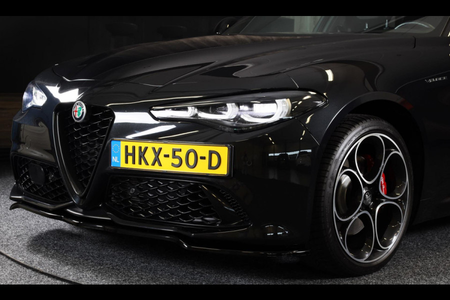 Alfa Romeo Giulia 2.0 T GME AWD Tributo Italiano / FACELIFT / Digital Cockpit / Acc / HK / Leder / Elek Stoelen / Camera / 19 Inch