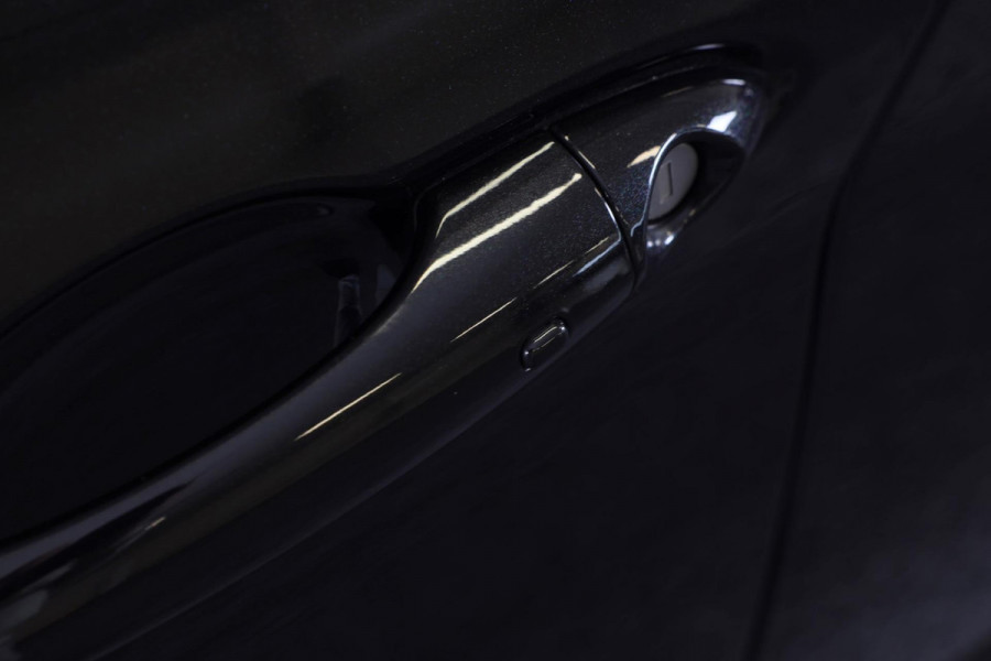Alfa Romeo Giulia 2.0 T GME AWD Tributo Italiano / FACELIFT / Digital Cockpit / Acc / HK / Leder / Elek Stoelen / Camera / 19 Inch