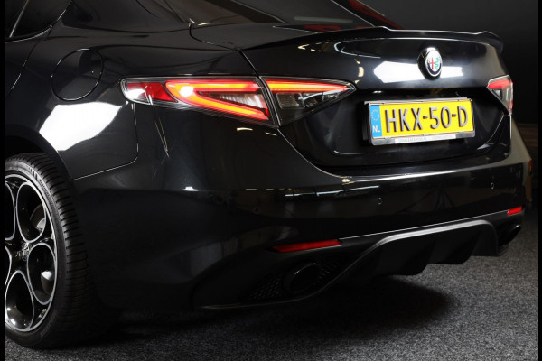 Alfa Romeo Giulia 2.0 T GME AWD Tributo Italiano / FACELIFT / Digital Cockpit / Acc / HK / Leder / Elek Stoelen / Camera / 19 Inch
