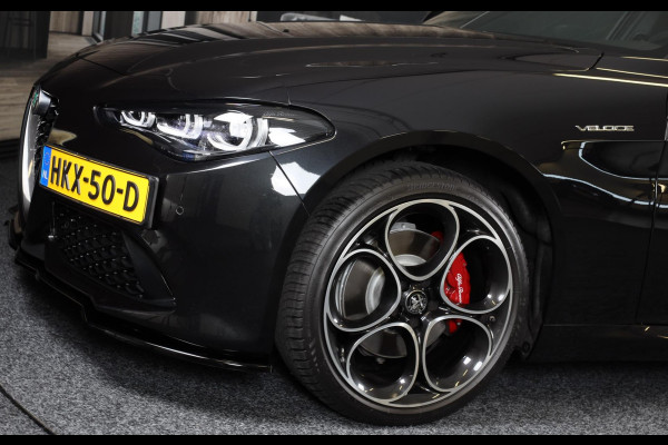 Alfa Romeo Giulia 2.0 T GME AWD Tributo Italiano / FACELIFT / Digital Cockpit / Acc / HK / Leder / Elek Stoelen / Camera / 19 Inch