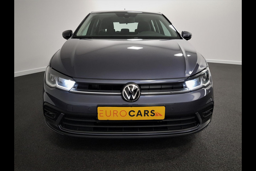 Volkswagen Polo 1.0 TSI Life Navigatie Digitale Cockpit Airco Parkeer sensoren V+A  LED Lichtmetalen Velgen