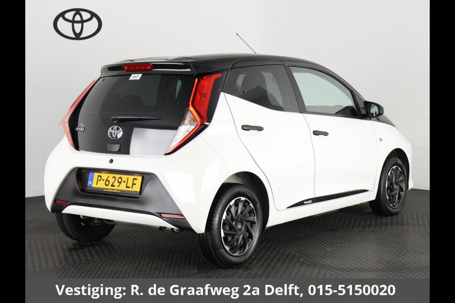 Toyota Aygo 1.0 VVT-i X-Fun Bi-Tone | Airco | Bluetooth | Privacy Glass |