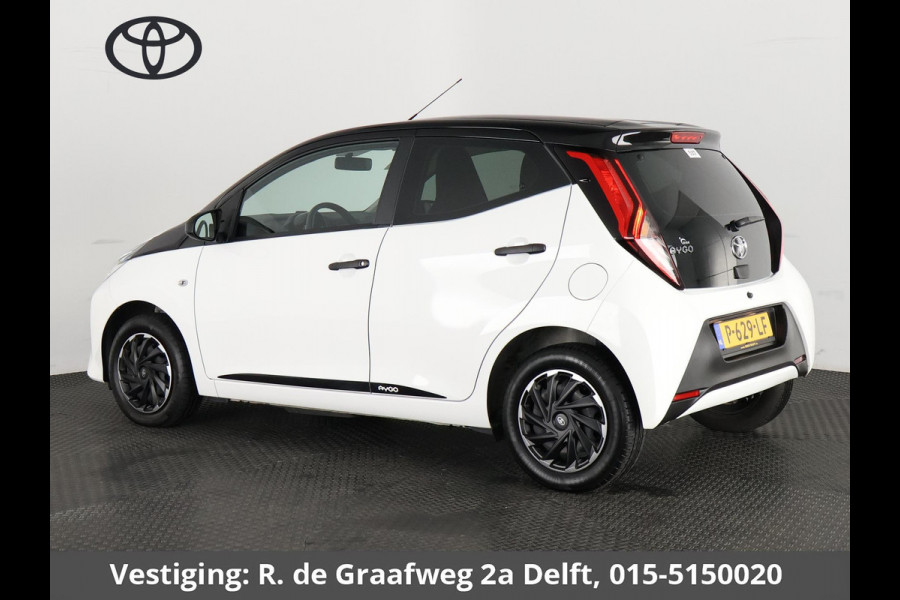 Toyota Aygo 1.0 VVT-i X-Fun Bi-Tone | Airco | Bluetooth | Privacy Glass |