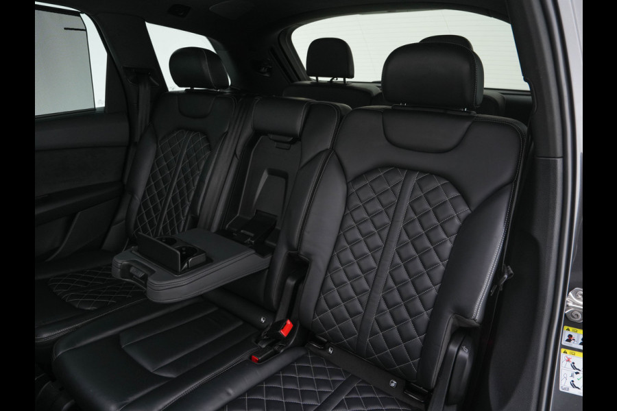 Audi SQ7 4.0 TDI quattro Pro Line + [ 7-Pers. ] Aut. *PANO | HEAD-UP | ADAPTIVE-CRUISE | BLIS | FULL-LEATHER | SOFT-CLOSE |  FULL-LED | TOP-VIEW | MEMORY-PACK | BOSE-SOUND | DIGI-COCKPIT | AMBIENT-LIGHT | NAVI-FULLMAP | TOWBAR | SPORT-SEAT