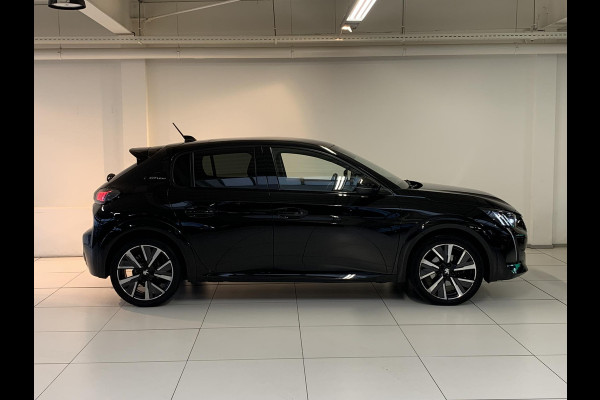Peugeot 208 1.2 PureTech GT-Line 130PK | Automaat | Adaptieve Cruise Control | Trekhaak afneembaar |  Panoramadak | Navigatie | Achteruitrijcamera | Android auto / Apple carplay