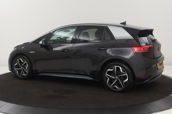 Volkswagen ID.3 First Plus 58 kWh | Stoel & stuurverwarming | Adaptive cruise | Matrix LED | Carplay | Keyless | Navigatie | Camera | Navigatie